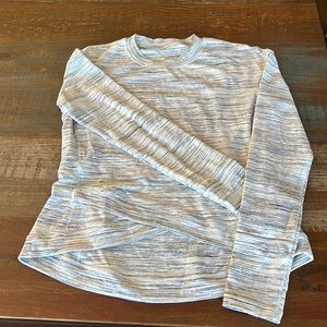 Lululemon running shirt